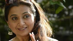 Kathak dancer Pali Chandra launches a recording of all 12 Gita Govinda  chapters