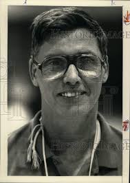 1989 Press Photo Corcoran HS basketball coach Al Marsh smiles for photo