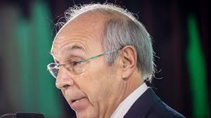 Arsenal's Gabriel leaves Brazil camp with thigh injury