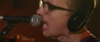 Dowsing @ LOW/LIVE • Ao Vivo no Estúdio Eiffel • Sismo