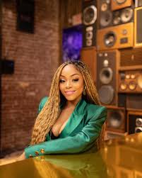 2024 = The Year Of LaTavia 😘💜🦋 Location: @offtherecordhouston  Photographer: @kolbydelce Styled by: @styledbyomega Makeup: @queennatijones  Lip: @thequeenkollections (Pink Cadillac) Creative Director: @museskloset &  @shelbylnstewart