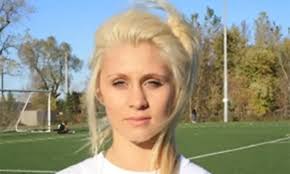 Lady Bucs Sign Canadian Defender