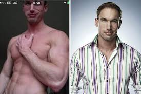 Christian spencer jessen (4 mart 1977 doğumlu) i̇ngiliz bir doktor, televizyoncu ve yazardır. Tv Doctor Christian Jessen S Sex Fantasy Revealed In Explicit Texts Sent To Lover Daily Star