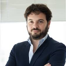 Hoy me reuní con Hans-Peter Debelius, director residente @giz_gmbh para  Chile y Argentina y Nora Sieverding, encargada de portafolio para Chile y  Argentina, conversamos sobre los proyectos que tienen en marcha en