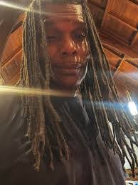 Carrie Lemons's Instagram, Twitter & Facebook