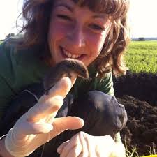 Annika SCHLÖTELBURG