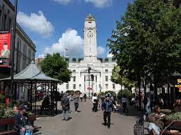 Featuring a garden, luton airport guest house is set in luton in the bedfordshire region, 1.7 km from st mary's church and 1.7 km from university of bedfordshire. Luton Mayor Steps Down After Breaching Lockdown Rules Luton The Guardian