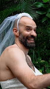 ✨ Ontem tivemos a honra de celebrar o amor da Heloísa e do Fernando ✨ Um  casal inspirador, que juntos já construíram uma família linda com 4 filhas  maravilhosas, e que transbordam