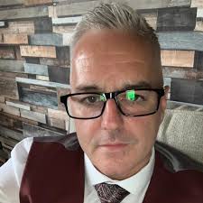 Celebrant Tom Elliott