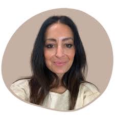 Anisha Grover's Instagram, Twitter & Facebook