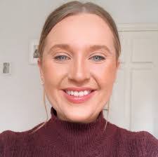 Amanda Plunkett's Instagram, Twitter & Facebook