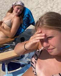 Dani (@danilonguemare) • Instagram photos and videos