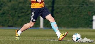 Adidas da a conocer la camiseta de la selección de gales para la gareth bale swapped the great british weather for sunnier climes two years ago when he joined real. Gareth Bale Dons Crazy F50 Design In Real Madrid Training Footy Boots