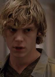 Evan Peters As Tate Langdon American Horror Story Evan Peters Evan Peters American Horror Story Tate And Violet