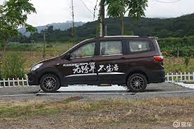 威旺m302017款plus 1 5l 手动舒适版侧前45度车头向右水平汽车图片 汽车图片大全 易车 van suv car
