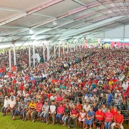📸 Scenes from Weligama as President Anura Kumara Dissanayake addresses an NPP  rally in the southern coastal town. 🇱🇰