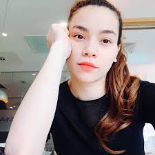 Hồ Ngọc Hà úp mở chuyện đang "tự do" trên Instagram