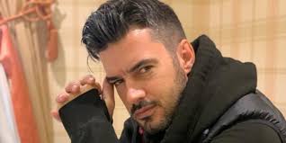 Αργότερα απέκτησαν και την πρώτη τους κόρη, ευαγγελία τσιμιτσέλη (γεν. Giannhs Tsimitselhs H Apokalypsh Gia Apistia Toy Sto Telos Prohgoymenhs Sxeshs Toy Cretapost Gr