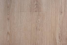 The photographic surface layer replicates the detailed grain of real wood whilst remaining easy to maintain. Bfl8613 Lime Wash Oak Barock Flooring