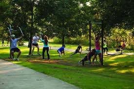 Der fitness park passt zu ihnen. Fitness Parks Provide Opportunities For Exercise Using Fitness Equipment In The Outdoors Our F Outdoor Fitness Equipment No Equipment Workout Outdoor Workouts