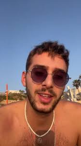 ‏לשבת בים לבד🤙❤️‍🔥