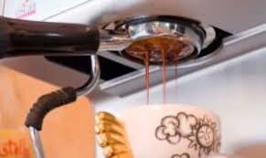 The dedica ec680 pump espresso machine means to integrate all the good things about this type of coffeemaker with only a few extra features packed in a smaller package. Delonghi Dedica Coffee Machine Review 2021 Detailed Tutorial