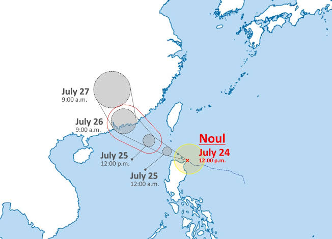 Typhoon Noul Slams Southern China, Forcing Hundreds of Thousands to Flee