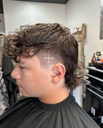 Liz Villanueva's Instagram, Twitter & Facebook