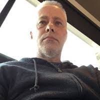 Tom Budd's Instagram, Twitter & Facebook