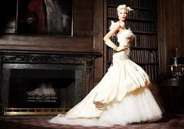 Pin By Alexandra Hoskyns On Thingys Victorian Wedding Dress Fairytale Gown Dresses