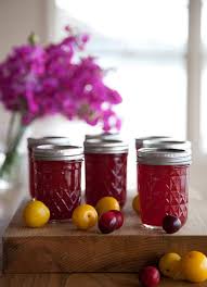 What S The Difference Between Jam Jelly Conserves Marmalade Fruit Spreads Kitchn