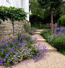 Romantischer Villengarten Klassischer Garten Von Purpurgrun Landschaftsarchitektur Gartenarchitektur Klassisch Homify Garten Gartengestaltung Villa