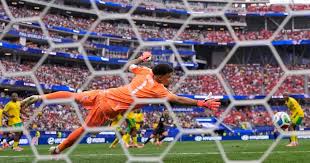 Canadá cambia su historia; gol de último minuto la pone en octavos