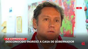 Hijo de Gobernador se dio cuenta que desconocido entró a su hogar. Más  noticias regionales en nuestro resumen.