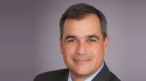 Eduardo Menezes's Instagram, Twitter & Facebook