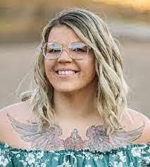 Lacy Castle's Instagram, Twitter & Facebook