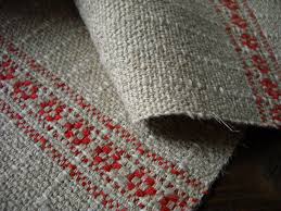 Image Of Short Woven Table Runner Beige And Scandinavian Red Cotton Linen Rustic Centerpiece 14 X41 Rigid Heddle Weaving Weaving Weaving Techniques