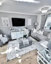 Check spelling or type a new query. 13 Desain Ruang Keluarga Warna Abu Abu Yang Bikin Rumah Terlihat Mewah Rumah123 Com