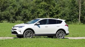 Люблю и просто обожаю тачки, абсолютно все. Toyota Rav4 Hybrid 2016 Im Test Auto Motor Und Sport