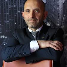 Un panino con arrosticini, formaggio e patate. Alle 19:30 seguite la nuova  ricetta di Chef Max Mariola Coppini Arte Olearia Birra Zerocinquanta