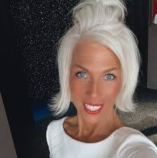 Katrina Eason's Instagram, Twitter & Facebook