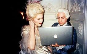 | see more about marie antoinette, kirsten dunst and vintage. Kirsten Dunst And Jason Schwartzman On The Set Of Marie Antoinette 2006 Moviesinthemaking