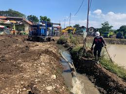Pasang surut air bendungan pengaruhi plta cirata, saguling, dan jatiluhur. Banjir Bandung Selatan Surut Bbws Berbenah Kolam Retensi Andir