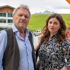 „Der Bergdoktor“ im ZDF: Ronja Forcher trifft Entscheidung über ihre Zukunft