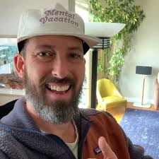 Does anyone do vacation “out of office”