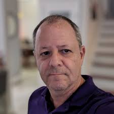 What features pushed you to choose the 100v over the xe4?