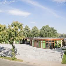 Howard b toms tree surgery inc: Sergei Tchoban Tchoban Voss Architekten Gmbh Stadtbad Nauen
