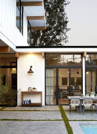 Home Tour Barta Interior S Mid Century Modern California Casa Scout Nimble Mid Century Modern Exterior Modern House Exterior Mid Century Modern House