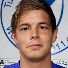 Knust schießt Westheim weiter