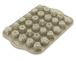 Nordic Ware Teacake Plaque Cake Pan Williams Sonoma